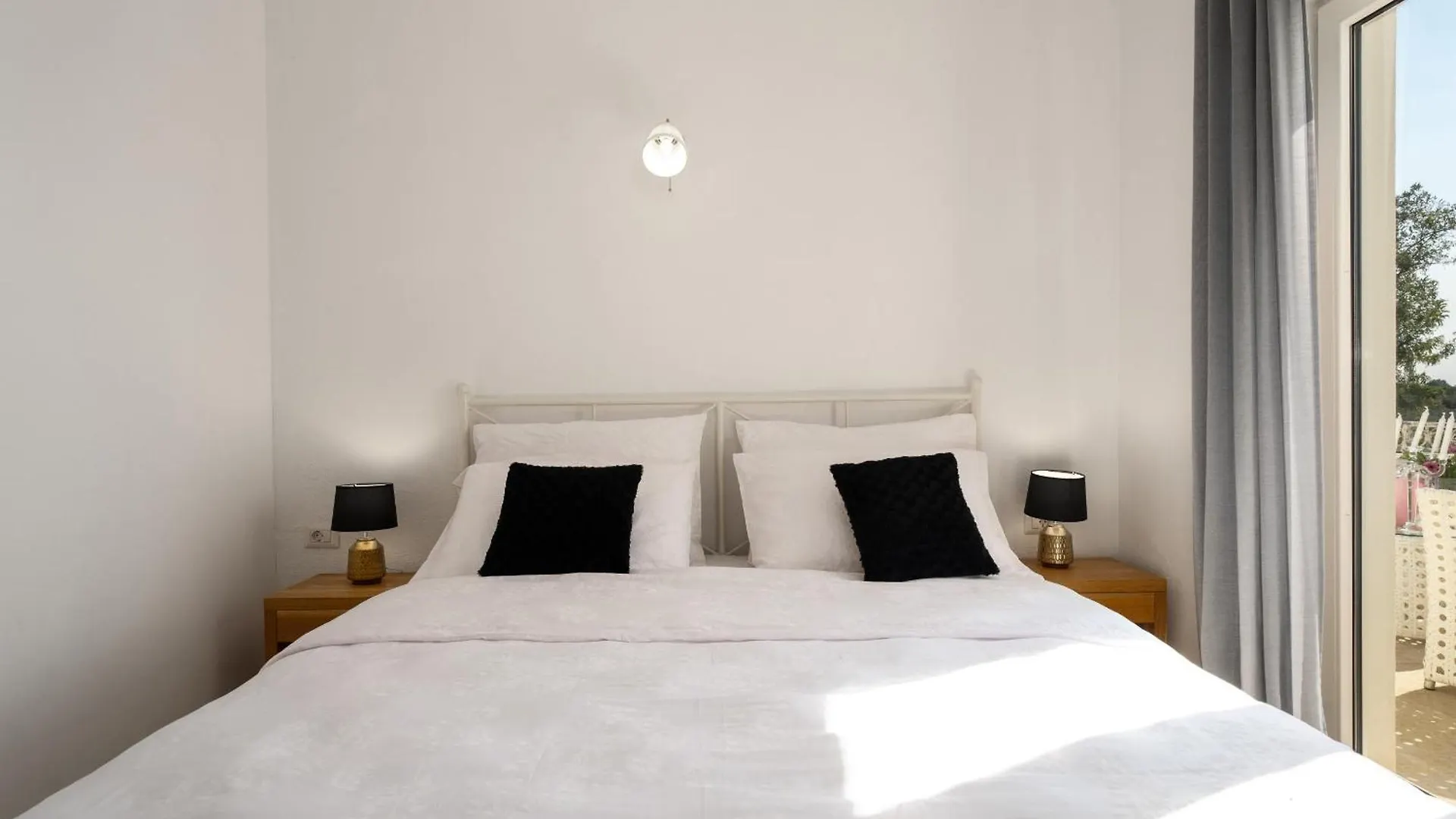 Villa Bincila For 12 People Near Porec With Sea View & Beautiful Garden Labinci