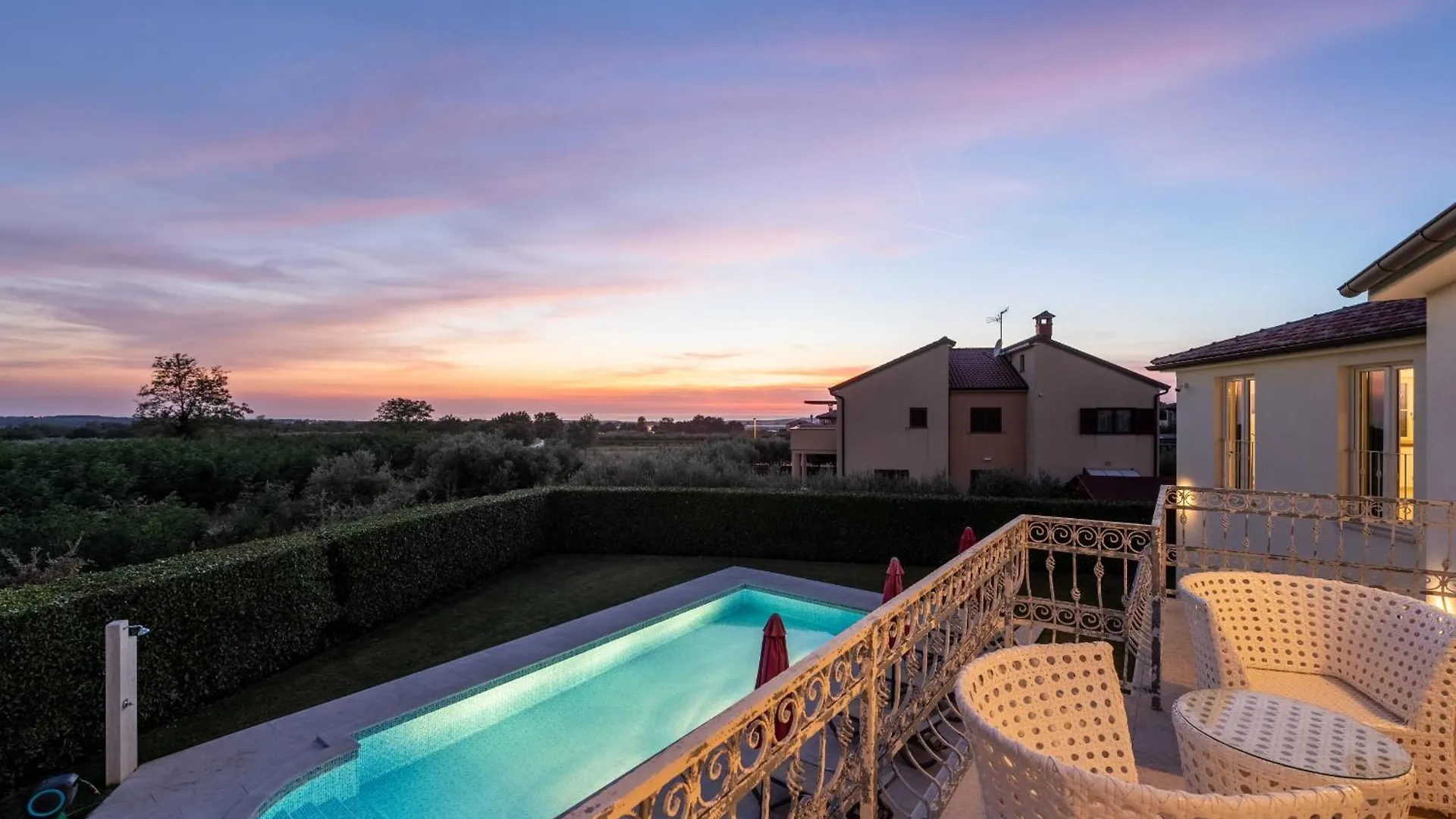 Villa Bincila For 12 People Near Porec With Sea View & Beautiful Garden Labinci